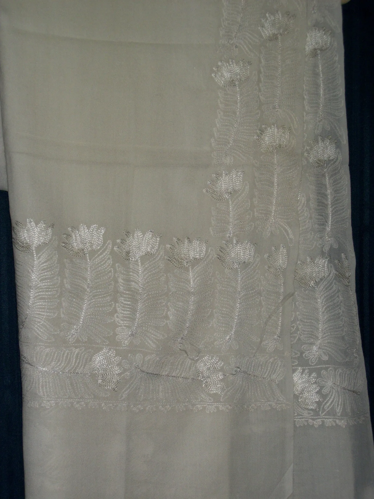 Shawl 1406 White Winter Shawl Wrap Shieno Sarees